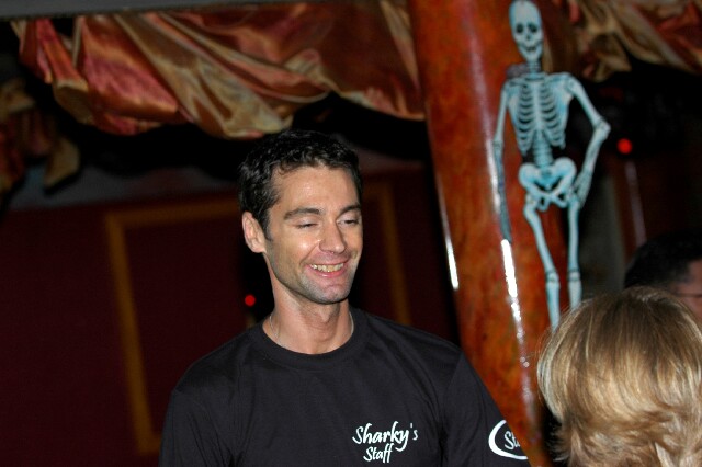 min 2005 11 06 sharkys 168